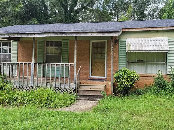 605 Ralph Dawkins St, Enoree, SC 29335