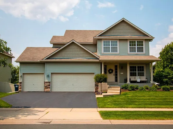 19801 Dover Dr, Farmington, MN 55024