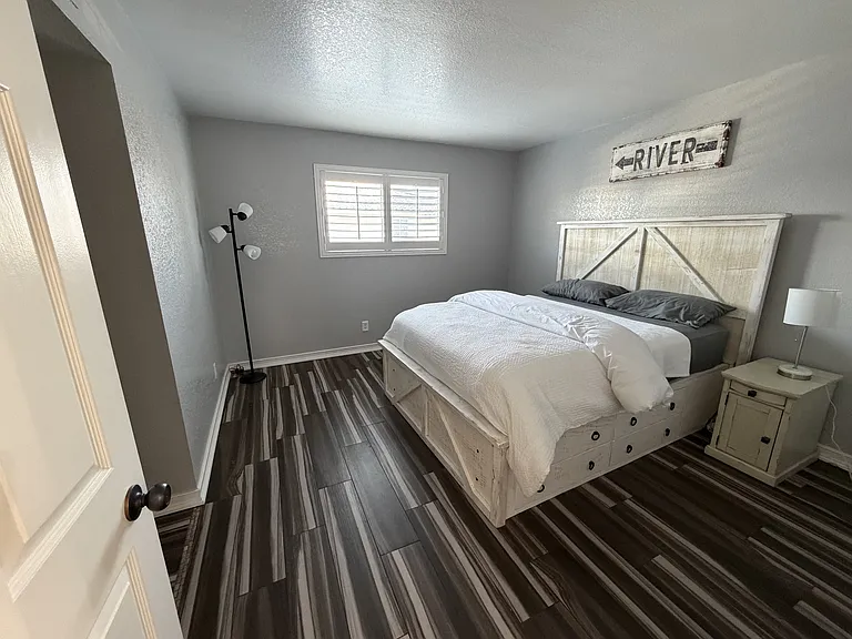 1800 E Club House Plz #83-1 — Photo 14
