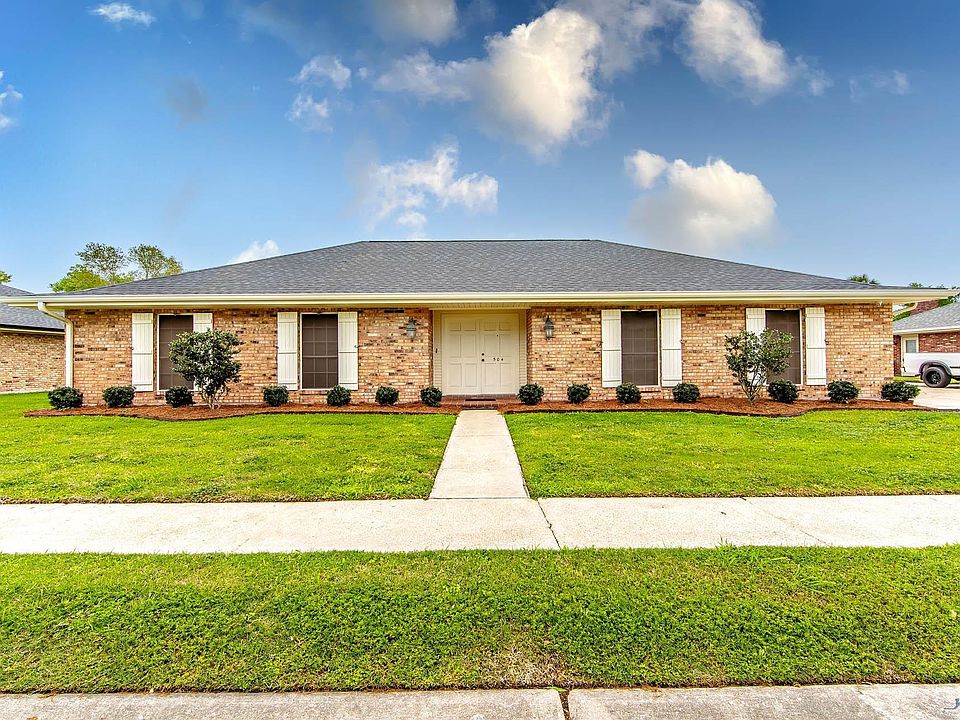 1st image of 504 Galveston Dr