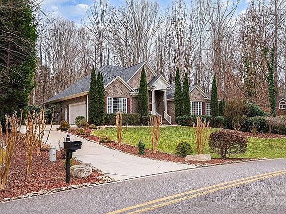 3rd image of 176 Patternote Rd