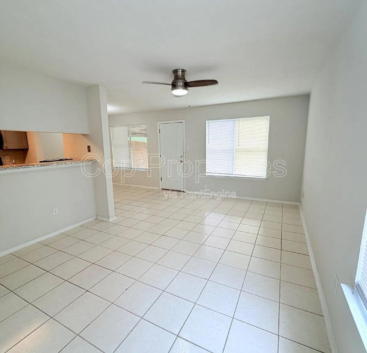 2 bed, 1.5 bath, $1,100 — Photo 4