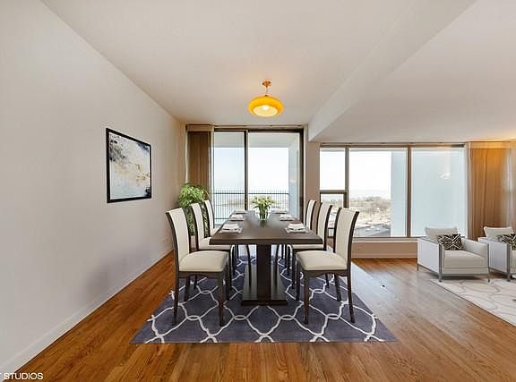 3rd image of 3300 N Lake Shore Dr #15-07