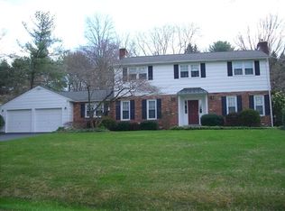 21 Covered Bridge Ln, Newark, DE 19711