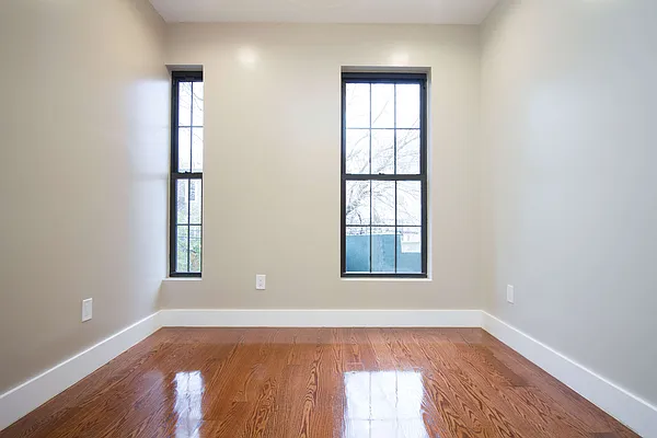 Rented by Nooklyn NYC LLC | media 34