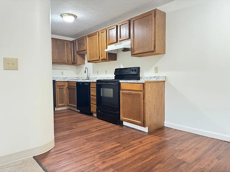 Dunns Bridge Apartments — Photo 18