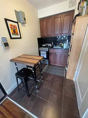 Rented by PennApts | media 4