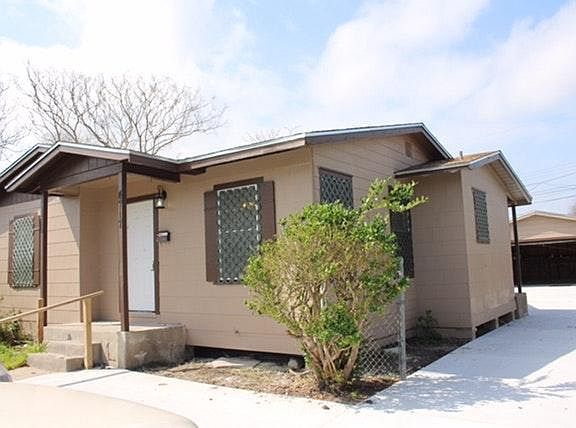 5th image of 4717 Phillip Dr