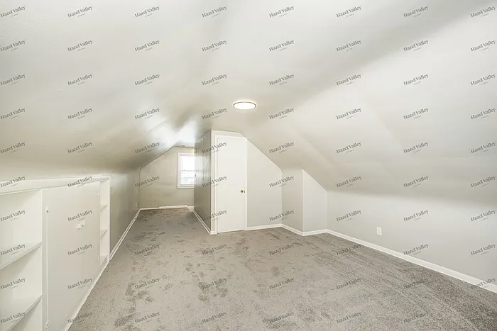 12605 Hirst Ave — Photo 9