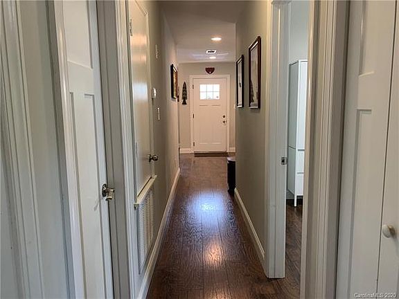 3rd image of 7805 Teakwood Rd