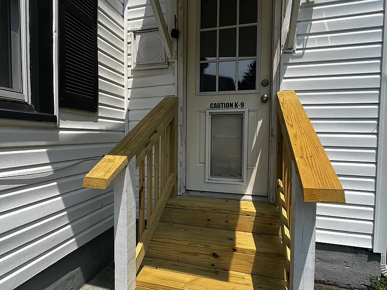 120 N Huron Dr — Photo 35