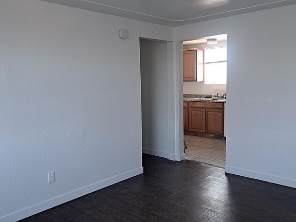 4th image of 253 S Julian St #253