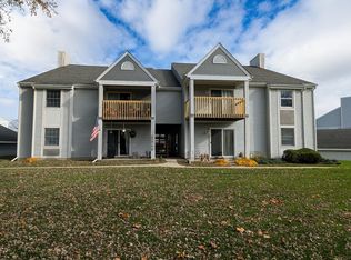 1066 Millpond Rd UNIT H, Valparaiso, IN 46385