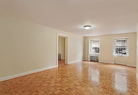 5th image of 43 Putnam Ave #1