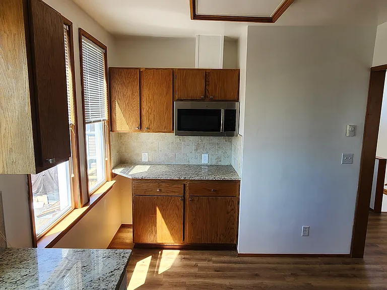 2230 Grand Ave — Photo 9