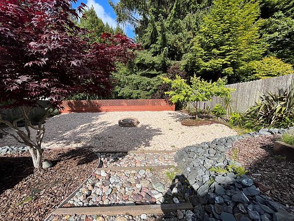 5th image of 4575 Kincaid Ct