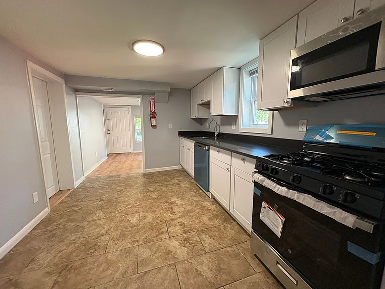 1219 Washington Ave — Photo 18
