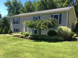 838 Chateau Dr, Ellwood City, PA