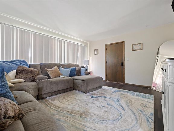 4th image of 10112 W Sharon LANE