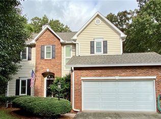 5655 Angel Oaks Dr, Winston Salem, NC 27105