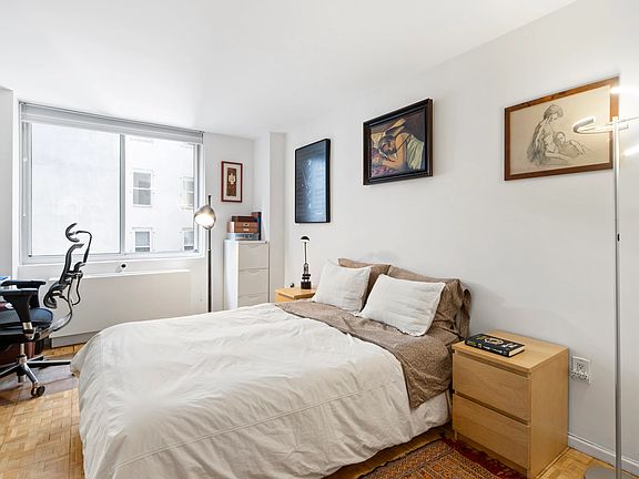 4th image of 50 Lexington Ave APT 6C