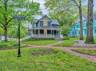 137 SW Greenwood Ave, Topeka, KS 66606