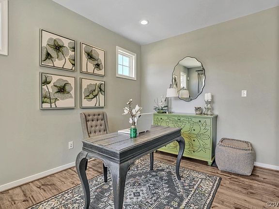 4th image of 10690 Skippers St
