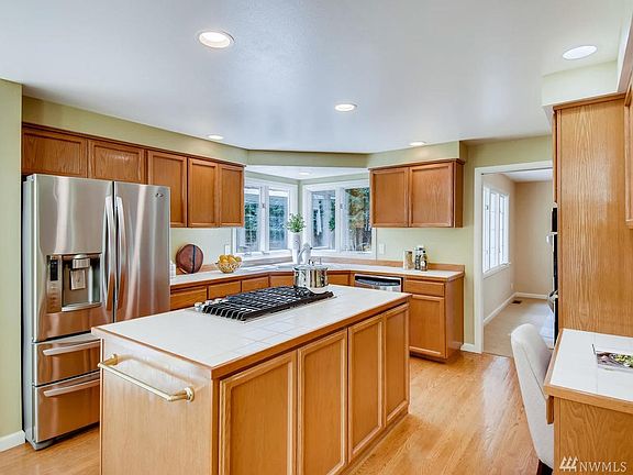 4th image of 14011 SE 64th St