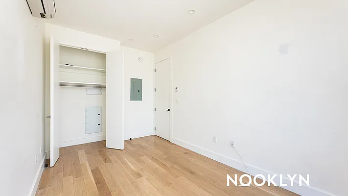 Rented by Nooklyn NYC LLC | media 16
