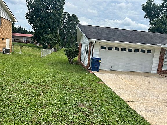 4th image of 616 Inglewood Dr