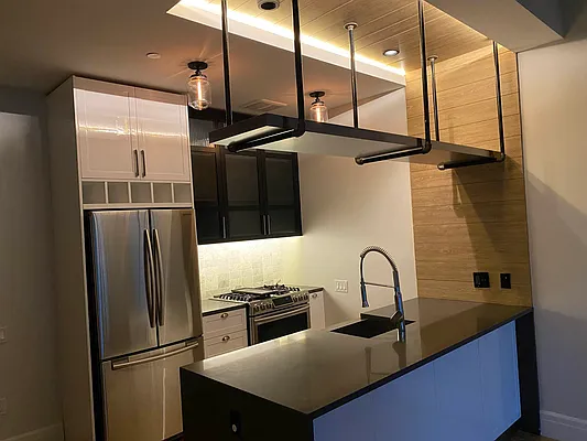 Rented by The KCI Group | media 125