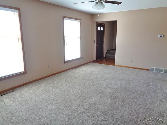 4th image of 4126 Cascade Dr