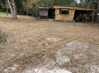 203 Palmway Dr, Satsuma, FL 32189