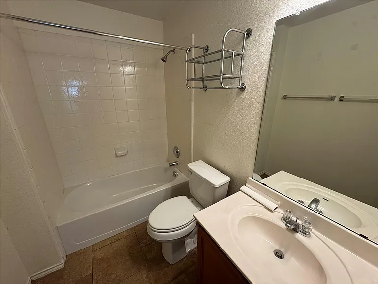 8901 Stambourne St — Photo 14