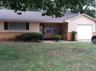 1016 Canterbury Ave, Norman, OK 73069