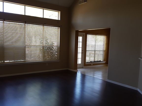 5th image of 15434 Juniper Cove Ct