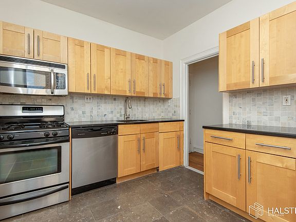 3rd image of 270 Harrison Ave APT 510