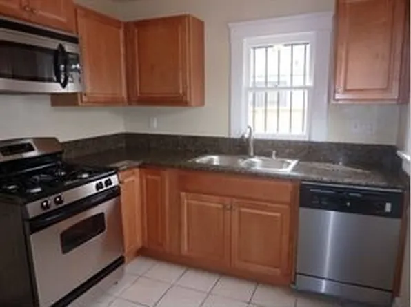 2135 E Spaulding Ct, Long Beach, CA 90804