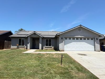 946 W Mammoth Pool Way, Hanford, CA, 93230