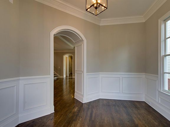 3rd image of 707 Shelley Ln #1658-lot 1658