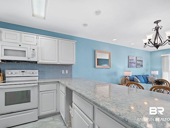 5th image of 507 W Beach Blvd #902