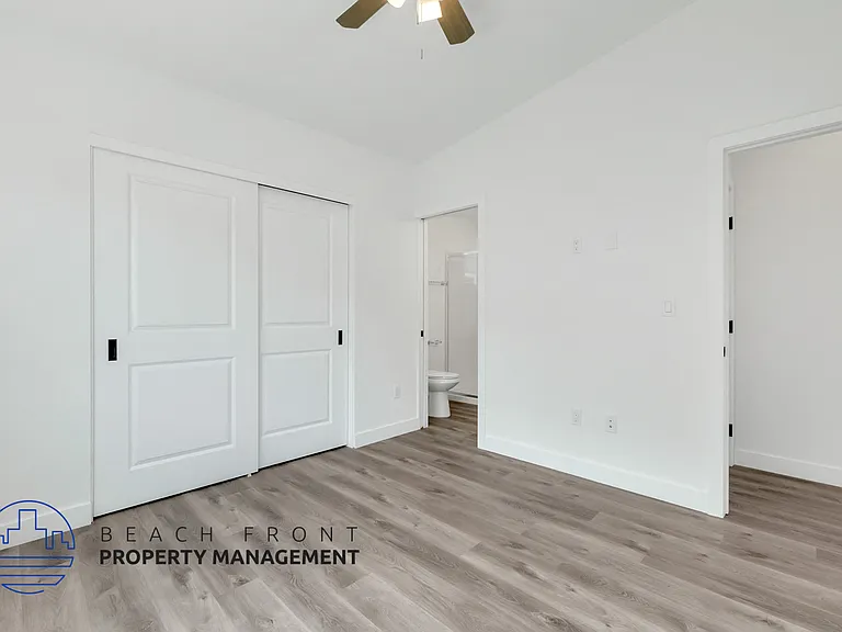 1931 Pomona Ave — Photo 20