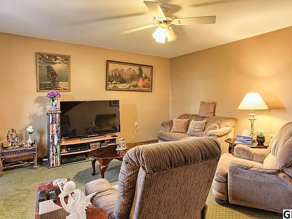 2nd image of 108 Greenbriar Dr