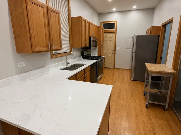 1528 N Bosworth Ave #Gf, Chicago, IL 60642