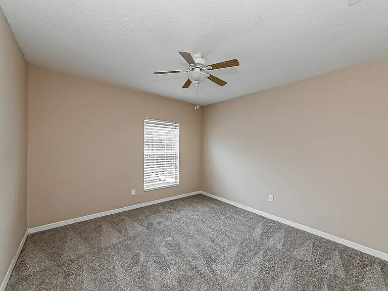 6305 36th Ct E — Photo 12