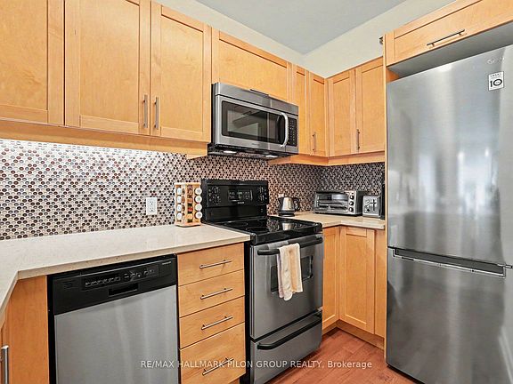 4th image of 300 C Lett St #619