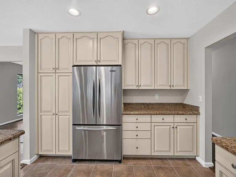 11354 Briarwood Pl — Photo 18