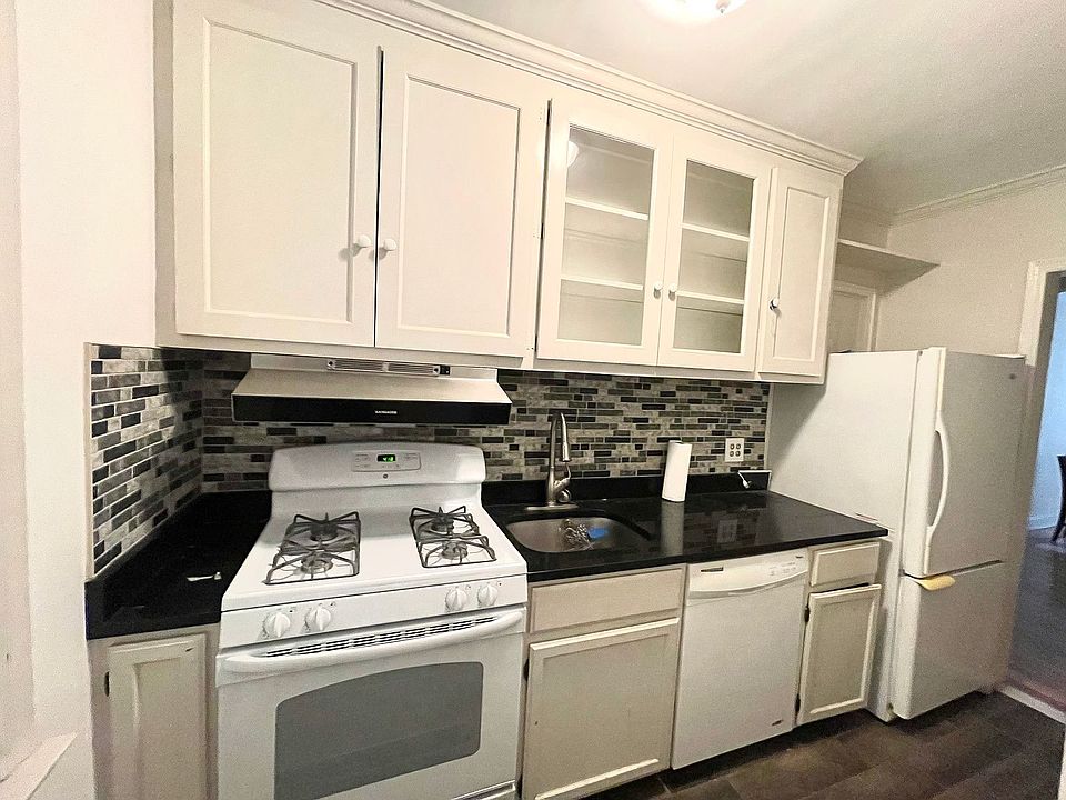 1st image of 21-35 77th St #8