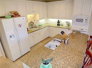 4 Parkway Ct, Trophy Club, TX 76262