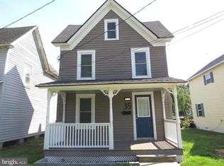 35 W Chesapeake Ave, Crisfield, MD 21817